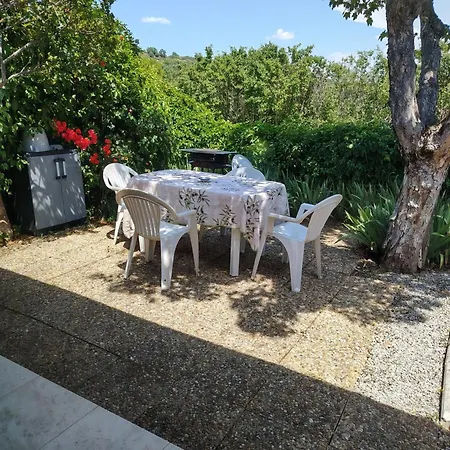 Maison Charmante A Avec Jardin Ferienhaus *